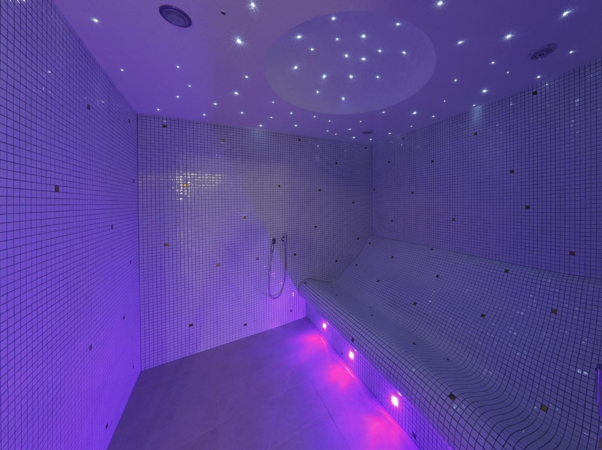Esmarin Wellness Hotel Mníšek pod Brdy Exteriör bild